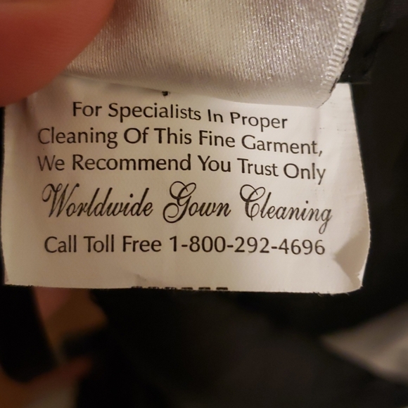 🖤🤍Blk&Wht Satin Formal Sz8🤍🖤 - Picture 12 of 13